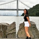 Vinitha Jaganathan Instagram - 🖤🤍 . . . . . . #photooftheday #photography #park #instagood #instafashion #instadaily #blackandwhite #bridge #love #smile