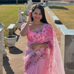 Vinitha Jaganathan Instagram - 🌸🌸🌸
Gorgeous saree @say_yes_india