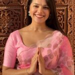 Vinitha Jaganathan Instagram - Happy happy Tamil New Year ✨ Beautiful saree @say_yes_india . . . . . #saree #love #tamil #newyear #traditional #smile #india #contentcreator #influencer #reels #reelsinstagram #instagram #instagood #insta #instalike #instadaily #tamilnewyear #fyp #goodvibes
