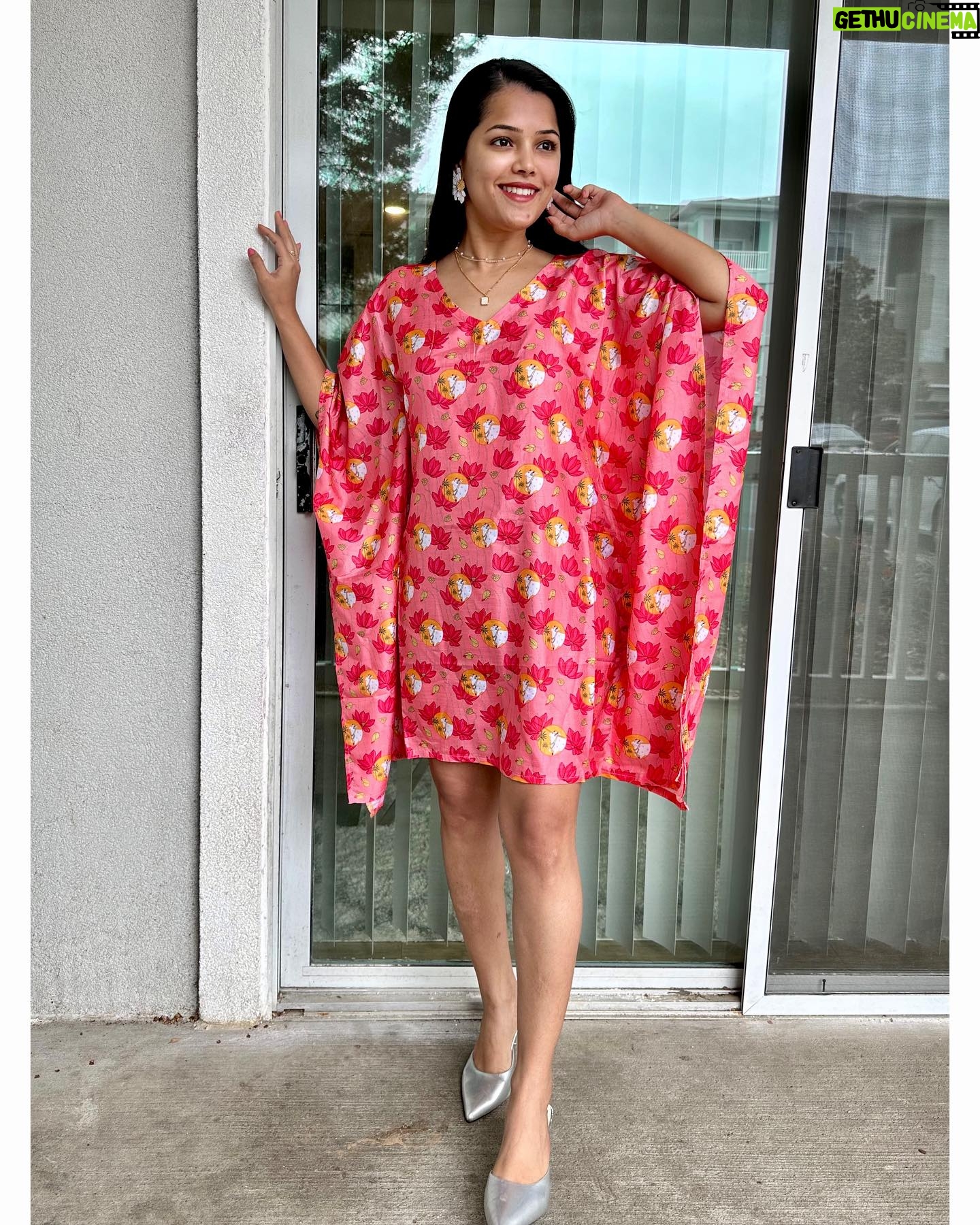 Vinitha Jaganathan Instagram - Love this beautiful comfort wear from @saa_ish_readytowear Fashionable and easy to dress up. . . . . . . #dressup #goodvibes #dress #love #smile #instagood #picoftheday #instadaily #instagram #photography #photooftheday #fashion #foryou #fyp #comfort #grwm #unique