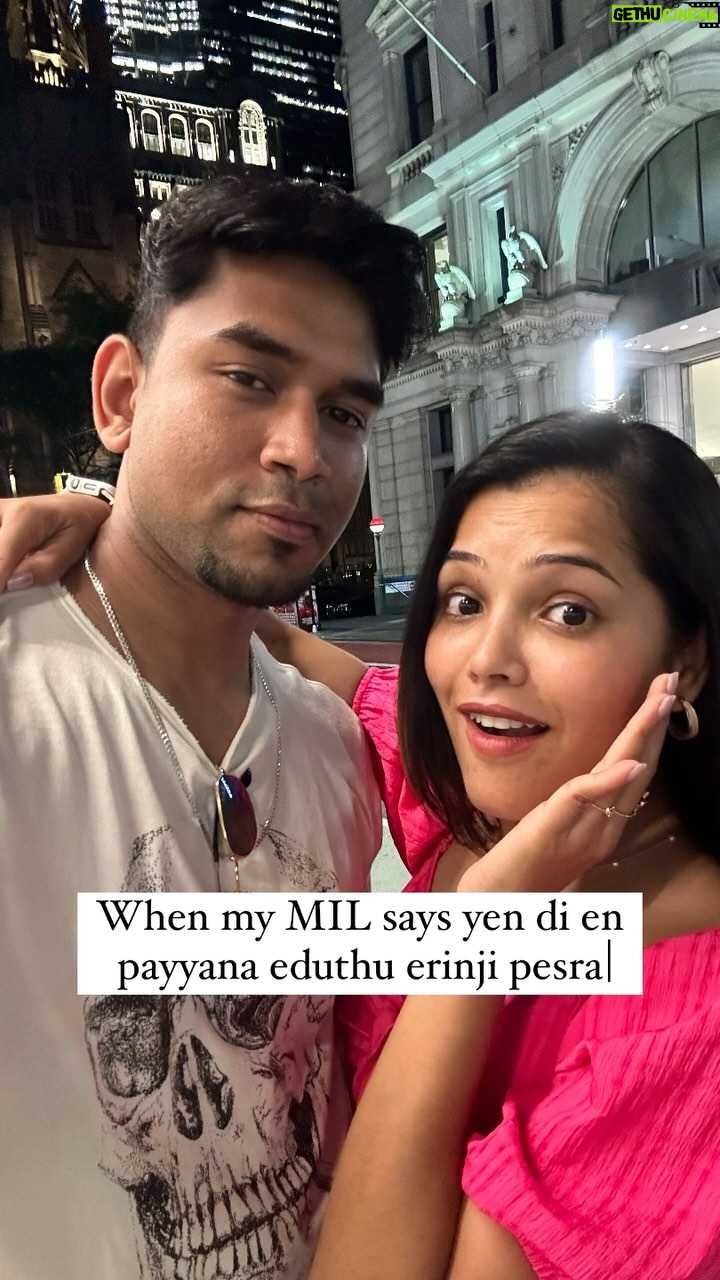 Vinitha Jaganathan Instagram - Just for fun🤣🙈 . . . . . . #motherinlaw #mom #fun #funny #lol #parithabangal #love #smile #comedy #tamil #marriage #goals #husbandandwife #tamil #paridhabangal #gopi #sudhakar