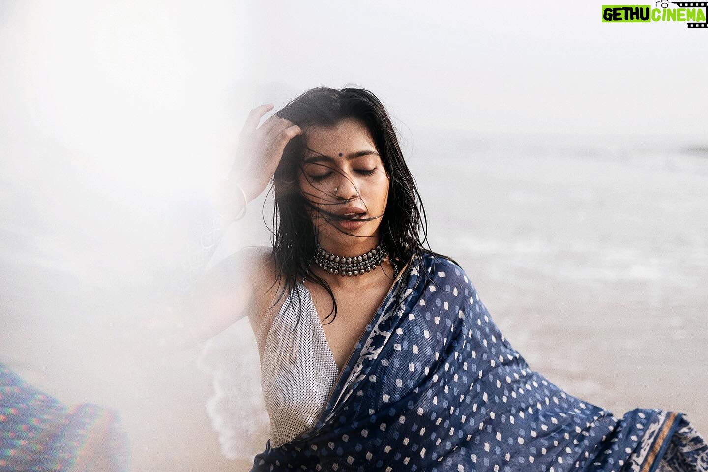 Vinsu Rachel Sam - 8.8K Likes - Shot by @dreamsbyhrishi
Styled by @prajanyaanand
.