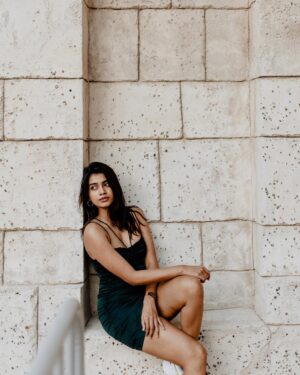 Vinsu Rachel Sam Instagram - dreamer
💭
.
.
Shot by @mahimalizbeth