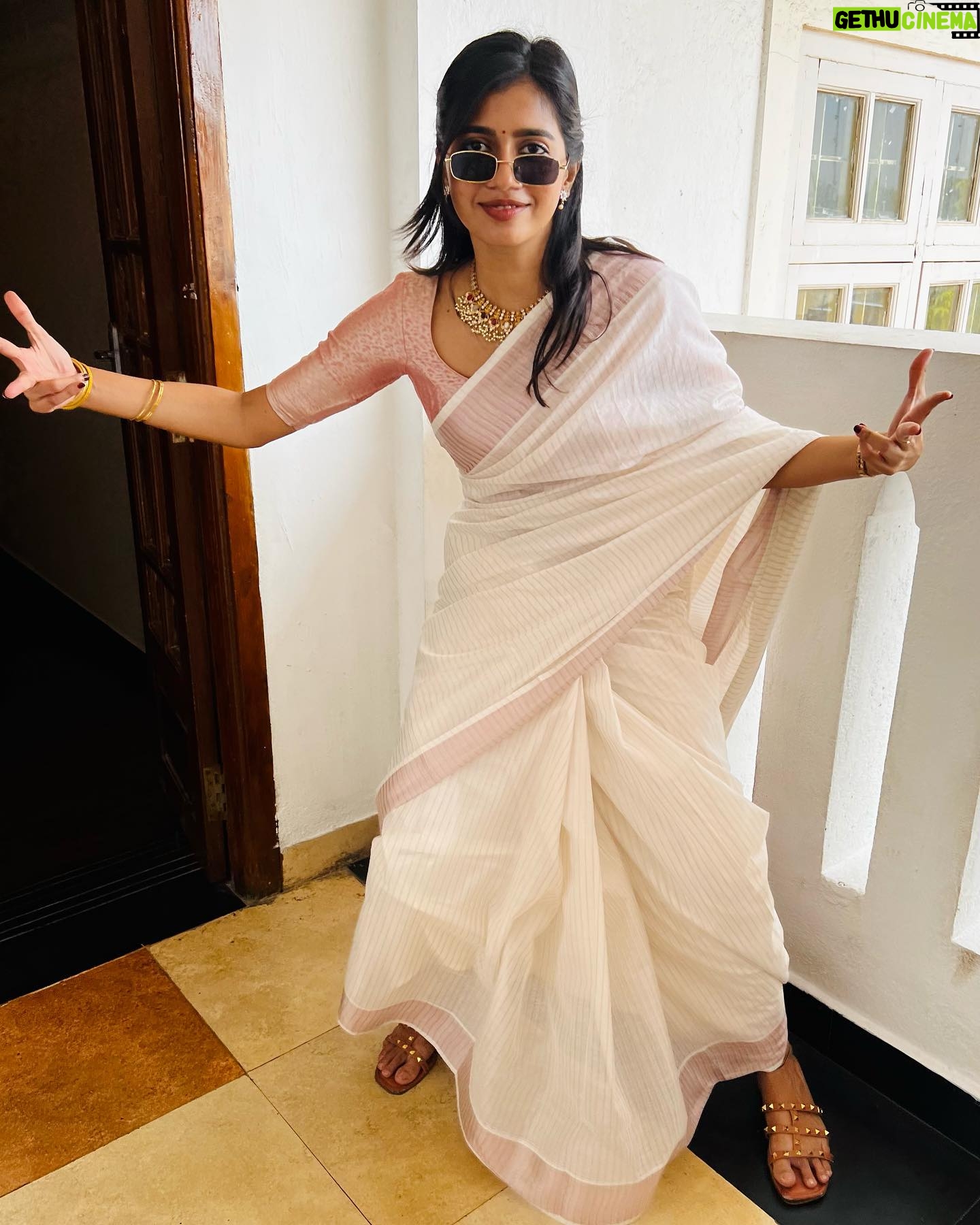 Vinsu Rachel Sam - 16.6K Likes - Onam ashamsagal my people 🌸✨
#onam2023