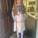 Violet McGraw Instagram – #halloween #photodump @meetm3gan @blumhouse @itsjasonblum @gerardjohnstone #m3gan