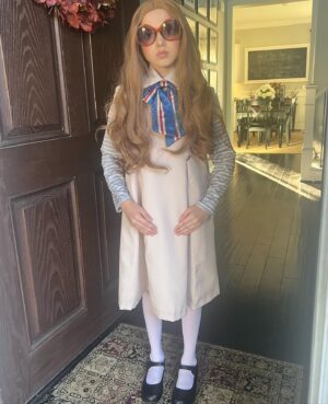 Violet McGraw Instagram - #halloween #photodump @meetm3gan @blumhouse @itsjasonblum @gerardjohnstone #m3gan