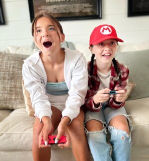 Violet McGraw Instagram - I am so grateful to finally have a Nintendo Switch of my own! 
Thank you @nintendoamerica for all the cool stuff!! @madeleiennmcgraw and I are having a great summer, but this made it even better. Even @iamrudytooty agrees! 

#nintendoswitch #thankyou #gift #freeproduct