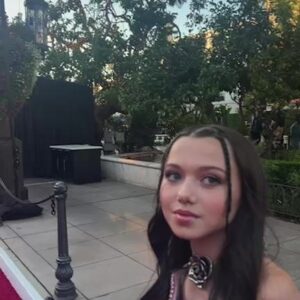 Violet McGraw Instagram - 