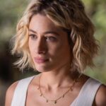 Virginia Cavendish Instagram - Luisa hoje estreia na trama da novela das seis, na Rede Globo! #NoRanchoFundo Sua personagem se chama BLANDINA. Vai aprontar muito essa vilã, cheia de artimanhas. Já to doida pra ver!! - Quem vai acompanhar além de mim?? 😁😁😁 Divirta-se, meu amor! 🌷🌷🌷🌷🌷✨✨✨✨✨♥️♥️♥️♥️♥️♥️ - Sua Blandina já é um acontecimento! Te admiro muito!! ♥️♥️♥️♥️♥️ #luisaarraes #redeglobo #novela #virginiacavendish #atriz #actress