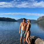 Virginia Da Cunha Instagram - CHAUCITO 👋 Aterricé al alba en Mendoza después de 10 días a puro amor, ternura y travesuras en familia en la hermosísima tierra de Bariloche. Agotada y muy feliz y agradecida por la familia que tengo y el mundo que nos rodea. Ahora intentaré una siestita que en unas horas la Reina del Sunset va a musicalizar los viñedos de Bodega Casarena. Beixinhoss