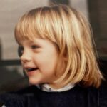 Virginia Da Cunha Instagram - Yo Amo a la Niña que hay en mi, Yo Amo a la Mujer que hay en mi, Yo Amo a la Mujer que es mi Madre, Yo Amo a la Mujer que es mi Abuela. Yo Amo a todas las Mujeres que habitan en mi. . Yo Amo a la Gran Madre y la celebro en sus días. María.. Te agradezco por tu mensaje que hoy me llega tan profundo. Tu eterno vientre como el de cada mujer, está gestando una nueva consciencia. Nos estamos dando a luz a nosotras mismas. Uniendo el masculino y el femenino, la mente y el corazón, uniendo la mente al corazón para trascender la dualidad. Feliz época de Renacimiento! . #virgenmaria #mujermedicina #nuevaconsciencia #renacer