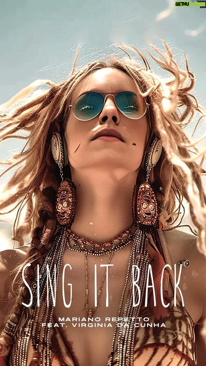 Virginia Da Cunha Instagram - SING IT BACK 🪶 Se viene otra canción del EP que estamos creando con @mariano_repetto y @jpvelardi Una versión afro house de este temón. El arte es magia de @jimenike 🫶 Mañana lo estaré cantando en vivo para celebrar el Día Patrio en el espacio Universo Vigil de @plantaunomercado Los espero, sing it back to meee!! . . #comingsoon #nusingle #afrohouse #singitback #woman #dj #singer #virginiadacunha