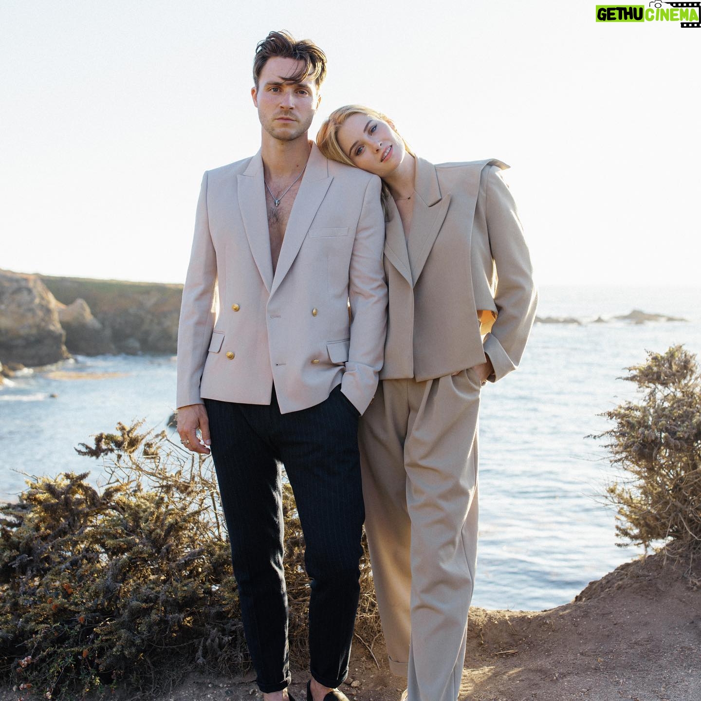 Virginia Gardner Instagram - Grateful for my best friend. And for @seanthomasphoto being so incredible.