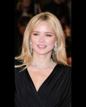 Virginie Efira Instagram - @festivaldecannes 🖤✨