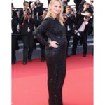 Virginie Efira Instagram - #LAmourEtLesForets de @ValerieDonzelli au @FestivalDeCannes ❤️❤️ @ysl • @anthonyvaccarello @cartier @charlottetilbury