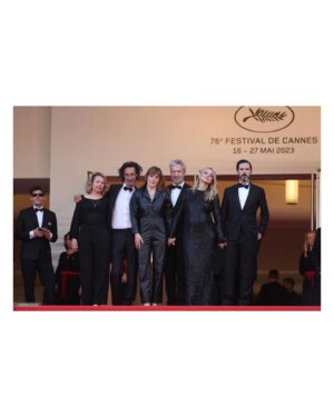 Virginie Efira Instagram - #LAmourEtLesForets de @ValerieDonzelli au @FestivalDeCannes ❤️❤️

@ysl • @anthonyvaccarello 
@cartier 
@charlottetilbury