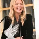 Virginie Efira Instagram - Très honorée de ce French Cinema Award ! ❤️✨ Merci Madame la Ministre @Rima.AbdulMalak, @UniFrance, @ElstnerDaniela et @SergeToubiana