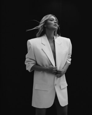 Virginie Efira Instagram - @numeromagazine 
📸 @pahuedefontenay