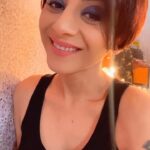 Vishavpreet Kaur Instagram - This one is for all of you….thanks for showering your love my lovely Instagram family 🙏🏻🤗♥️🥰 Jag ghoomeya thaare jaisa na koi…..😇 . . . #lovesinging #lovemyinstafamily #makeuproomdiaries #actor #singer #vishwapreetkaur