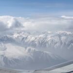 Vishavpreet Kaur Instagram - Fer se udd chala….. ✈️🏔️ . . #kashmir #actorslife #outdoorshoot #pashminna #sonysab #lovemyjob