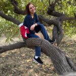 Vishavpreet Kaur Instagram - #bachpankapyar #climbingtrees 🦥