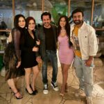 Vishavpreet Kaur Instagram - Mein kya likhon iss show aur iski team ke bare mein, hum Sab ne itna waqt saath mein bitaya kashmir mein ke family wali feeling aati hai ab to,I am so glad & grateful to be part of this amazing journey with all you lovely people. I love you 🫶, you know…. You are special ✨🤗❤️ @ankitassingh17 @krissannb @isha_sharma7 @ayushibhatia96 @rakesh_insta_paul @anujkhurana2610 @ali.khxn.afridi @sapnamalhotra01 @siddharthpmalhotra @deepakchavanofficial @nishantsinghm_official @gpradhan