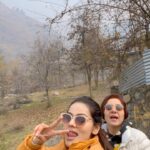 Vishavpreet Kaur Instagram - A walk on the wild side(literally)🍁🍂 #trek #nature #exploringkashmir #hikemore #peace