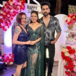 Vishavpreet Kaur Instagram - #aboutlastnight✨ #bithdayparty @nehaadhvikmahajan @adhvik_official @hellyshahofficial @ali.khxn.afridi