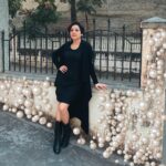 Vishavpreet Kaur Instagram - I’ll make you fall in love…🖤😉 . . . #black #magical #chandigarhvibes #home #holiday #blessed #vishwapreetkaur