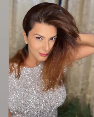 Vivana Singh Instagram - 🤍🤍🤍

#insta #instagram #instagood #explore #explorepage #vivana #vivanasingh #explorepage✨ #live #n #let #live #🤍