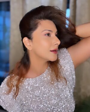 Vivana Singh Instagram - 🤍🤍🤍🤍🤍🩶🩶🩶🩶

#insta #instagram #instalike #explore #explorepage #explorepage✨ #vivana #vivanasinghpics #vivanasingh♥️ #exploremore #🤍 #🩶