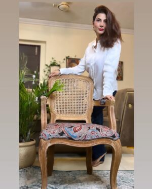Vivana Singh Instagram - What an exclusive piece of art this teekwood frame chair with cane is ⭐️♥️. Just love the elegant style n the traditional charm of this gorgeous artwork . 

Enhance your home with only n only @bluedotdesignn . 

#insta #instagram #furniture #furnituredesign #exclusive #impressive #french #style #yet #veryindian  #explore #explorepage #bluedotdesignn #must #have #enhance #your #home