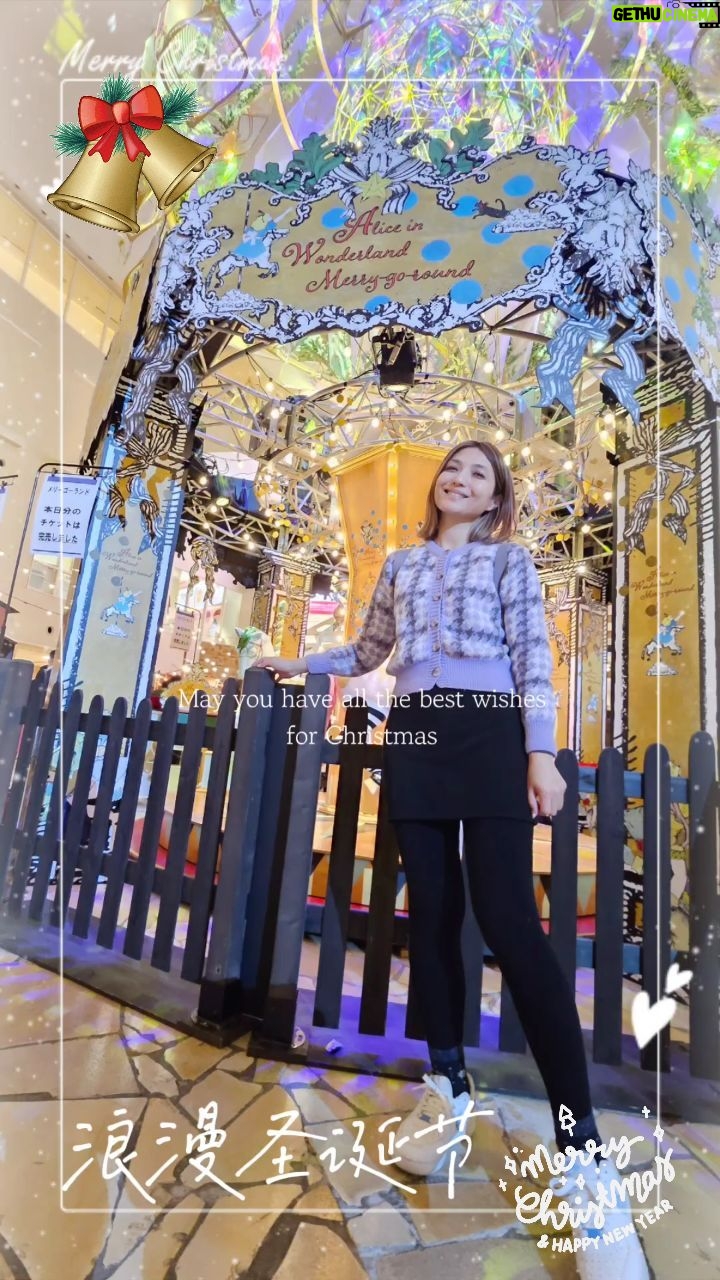 Vivian Lai - 3 Likes - 今天是平安夜🌲🌲
愿大家幸福!平安!
与你所爱的人渡过一个美好的夜晚 💗💗
Merry Christmas 🌲❄️🎁🎀
#xmas2023
#vivian出遊记
#好快要迎接2024
#平安夜
#平安夜快樂
#三姐妹出遊記