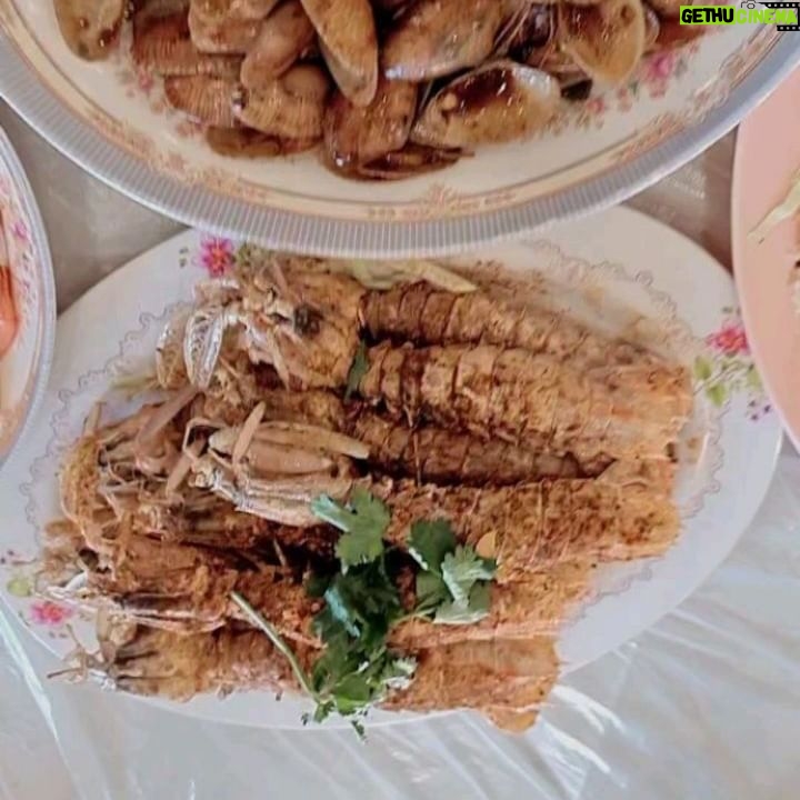 Vivian Lai - 3 Likes - Travelling keeps one young at heart😍😍✨
Happiness is like a warm bun...Filled with delicacies from Hong Kong ! 😋🍲🍜
#discoverhongkong
#hellohongkong
#香港鴨脷洲
#海鲜天堂
#美食之都
#vivian出遊记
#vivian带你走透透
#vivian好介绍
@lnxglobal_official