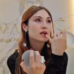 Viviana Santos Instagram - Y tú en qué usas “matemáticas de chicas”?? Y ya fuera de chiste, si estas pensando en hacerte un procedimiento… que sea en manos de los mejores: @majesticcirugiaplastica … tanto en términos reconstructivos como estéticos @dra.nicolecheverry_surgery @dr.luisfernandoreyes_surgery te van garantizar resultados y te guiarán de la mejor manera de acuerdo a tu caso 🤍