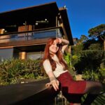 Viviana Santos Instagram - Esta temporada  de mi vida se titula: Ando bien a gusto, si vas a venir a mejorar la cosa, cae...si no, cierra la puerta al salir y que gracias😉