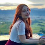 Viviana Santos Instagram - Esta temporada  de mi vida se titula: Ando bien a gusto, si vas a venir a mejorar la cosa, cae...si no, cierra la puerta al salir y que gracias😉