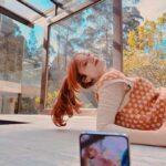Viviana Santos Instagram - Te voy a extrañar… noches y días llenos de historias capturadas con mi #SamsungZFlip5 estaba obsesionada contigo, nunca pensé que te arrebatarían de mi lado, eras mi mejor amigo fotógrafo! 📷✨ Estas fueron de las últimas fotos que me tomaste y logré recuperar. Deseando que Santa te traiga de vuelta a mis manos 🎄🎁 #expandetumundo #losquesedoblan @samsungcolombia #patrocinadosamsung