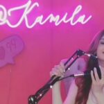 Viviana Santos Instagram – Ella es Kamila y forma parte de la nueva serie de Netflix, “LA INFLUENCER”. Podría decir que es el personaje que más he disfrutado interpretar en mi carrera, y cuando la vean, sabrán por qué. Pueden ir a buscarla ya para verla, porque desde hoy todos los capítulos están disponibles en #Netflix .
Gracias miles por guiarme y permitirme darle vida a #Kamila 💕 @sitmoran #andresmarroquin @daniel_arenass #monicacifuentes @gaviriajuanfelipe @caracoltv
💪@mariaibaneztalentmanager 💕