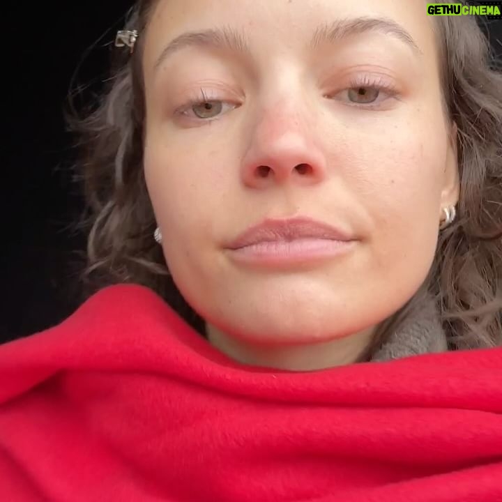 Vivien König - 4.8K Likes - lots of traveling and working atm.. can’t complain 😭🤌🏼🎥
