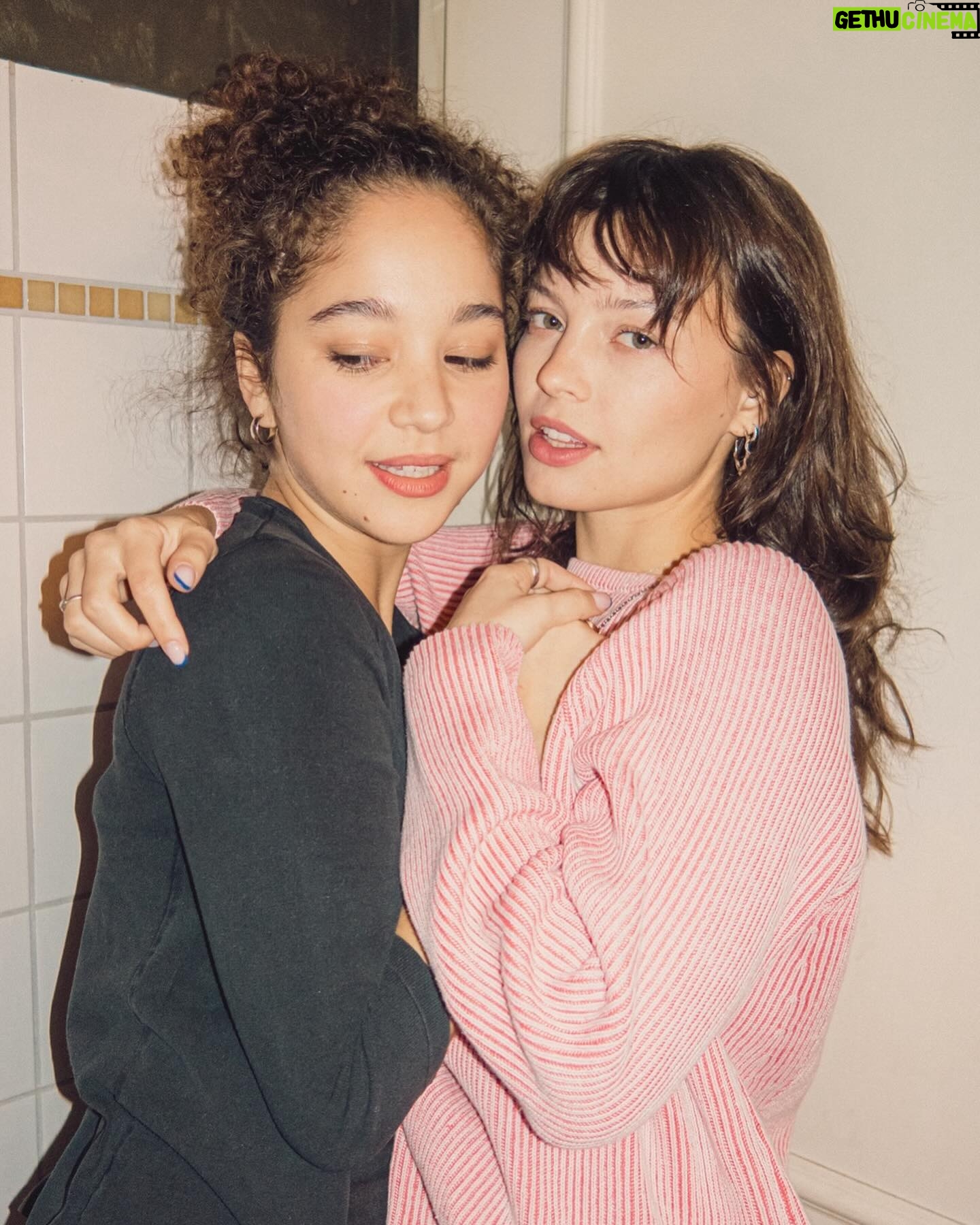Vivien König - 8.5K Likes - girls 💘