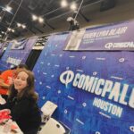 Vivien Lyra Blair Instagram – Having a great time at @houstoncomicpalooza 👀