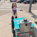 Vivien Lyra Blair Instagram – Met a lovely working #robot the other day in #hollywood 👀🤖
