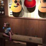 Vivien Lyra Blair Instagram – Lots of toy stores and 🎸 back in 2015 👀

#vivienlyrablair #guitars #toys #2015