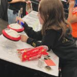 Vivien Lyra Blair Instagram – Having a great time at @houstoncomicpalooza 👀
