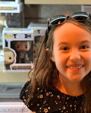Vivien Lyra Blair Instagram - Got to go to @funko.hollywood today and see all these amazing @originalfunko toys! It’s a really fun place to visit!! Now if we can just get them to add #LittleLeia to their @obiwankenobi collection!!! 🤞🤞Do you all love #HarleyQuinn and #DoctorWho as much as I do?!? I hope you’re all having an amazing Weekend!! (@garinwsparks the 5th pic made me think of you!!!)🤗