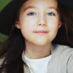 Vivien Lyra Blair Instagram - I have a lot to be thankful for today and every day. I hope you all do too. #hereforthesides #meatfreeholiday #meatfreeeveryday #kindnessforthewin