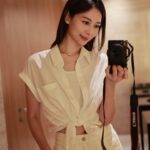 Vivien Yeo Instagram – 祝各位媽媽，還有我自己：母親節快樂❤️

當媽媽的辛苦真的只有在自己成為媽媽之後才能真正了解。
每一位媽媽曾經也只是女孩、女兒、少女
都是需要被疼愛、被照顧、呵護和擁抱的
請好好疼愛媽媽，好好的陪伴她，因為這是我們生命裡所能做的，對母親最好的回報❤️

媽媽們，就算成為了母親，也記得要多多愛自己哦✨