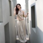 Vivien Yeo Instagram – 無論你是誰
無論你身在何處
你都有無限的潛能和價值等待被發現

相信自己、勇敢前進
突破你自設的枷鎖
每個人都能綻放出無盡的光芒

✨週六愉快✨