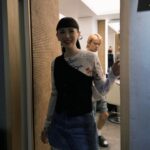 Waa Wei Instagram - 謝謝屏東三大日💛💛💛 - 我今天穿這套是不是看到會有點想和我點調酒🍸🍹